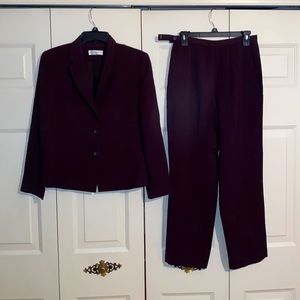 Petite Sophisticate Fully Lined Pant Suit